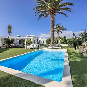 New Lanzasuites Villa